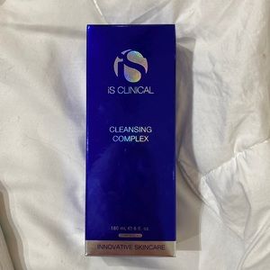 Clear, lightweight, cleansing gel. Very gentle.